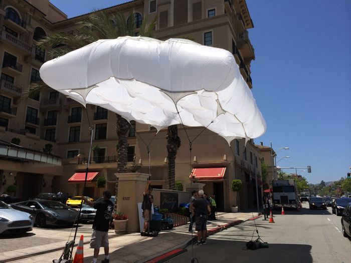 diffusing the sun overhead butterfly silk